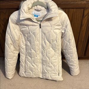 Columbia Women's Cream Quilted Puffer Jacket